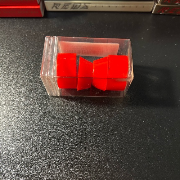 Bones Reds Bearings Collection - Picture 4 of 5